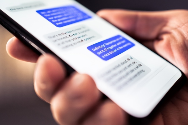 7 melhores aplicações para obter as mensagens de texto de outras pessoas